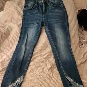 KanCan Distressed Blue Ankle Jeans
